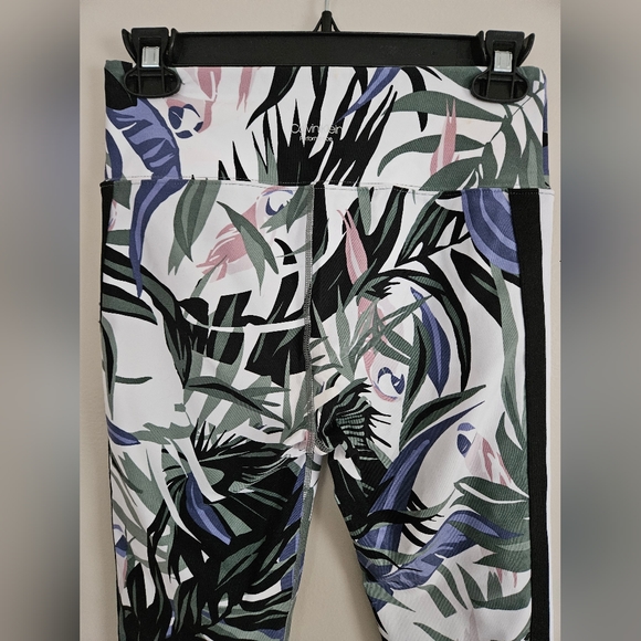 Calvin Klein Performance Wick Tropical Bird Print Leggings B&W Blue Size S/P/CH - Picture 12 of 13